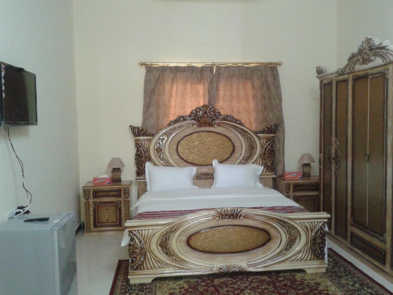Al Ghazlan Hotel Sinaw Ruddah Exterior foto