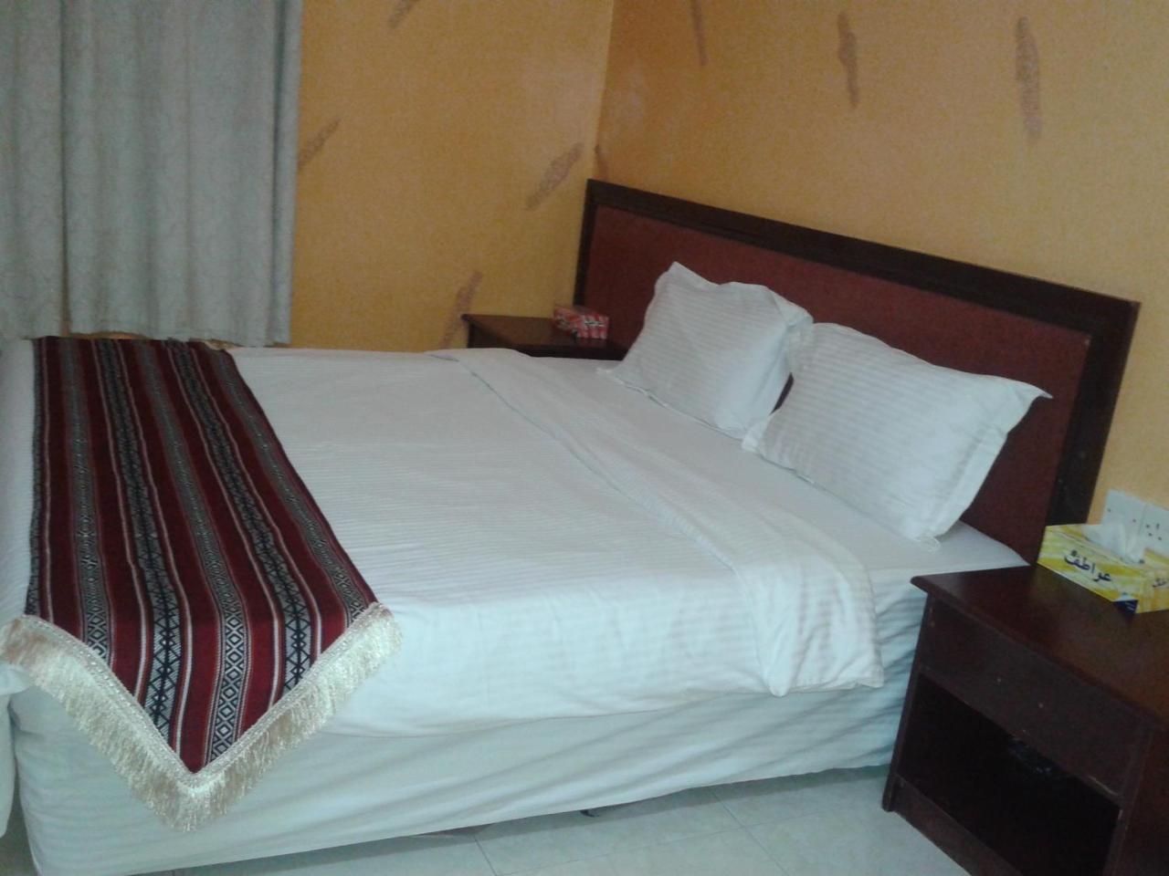 Al Ghazlan Hotel Sinaw Ruddah Exterior foto