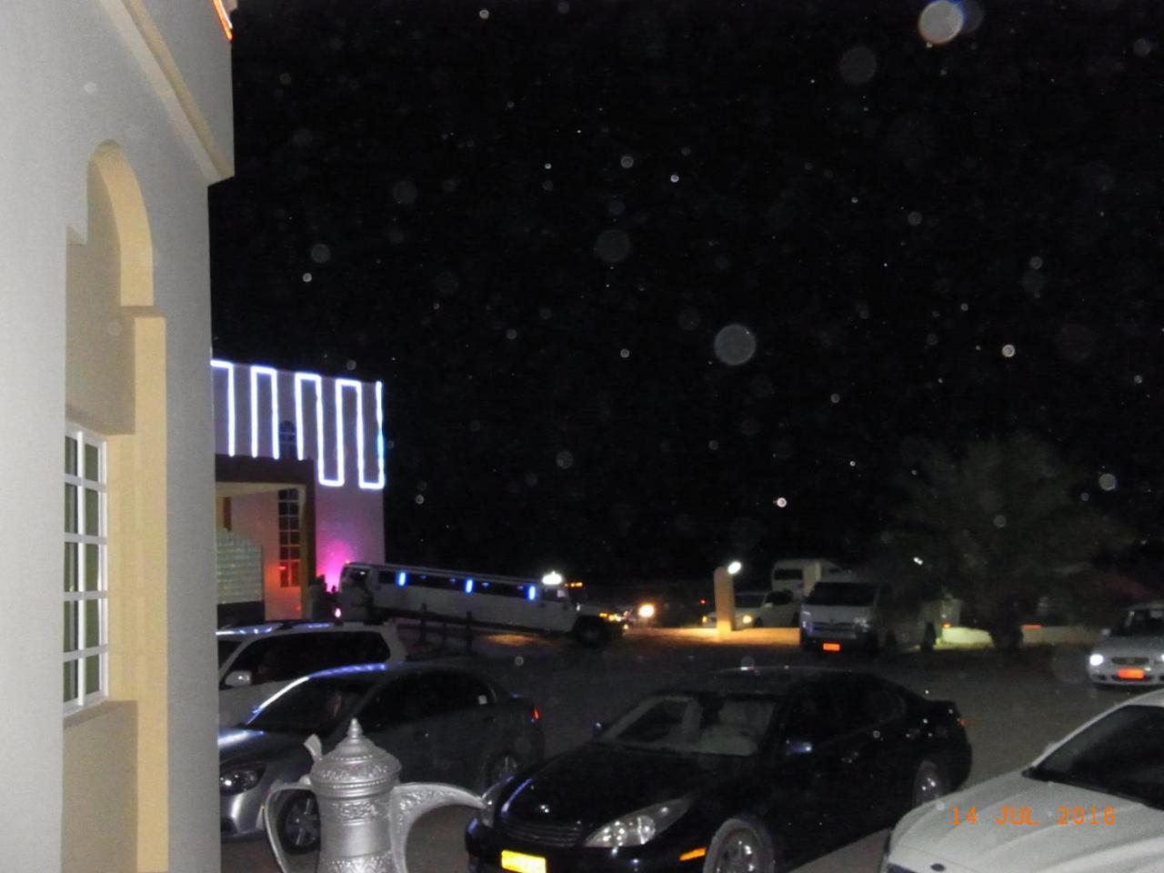 Al Ghazlan Hotel Sinaw Ruddah Exterior foto